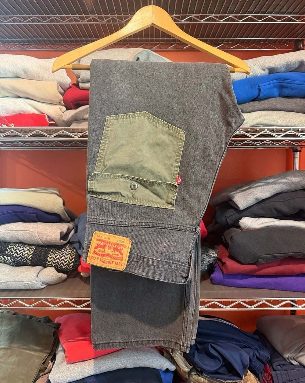 Levi's Men 569 Loose Straight Utility Jeans Black with Green Pocket Flaps 36x34